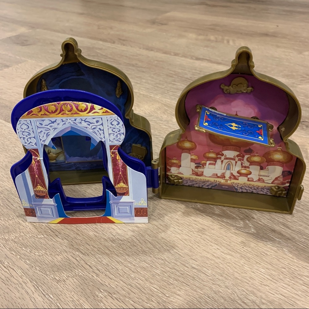 Vintage Disney 1992 - Aladdin, Jasmine and Jafar Palace Playset EUC